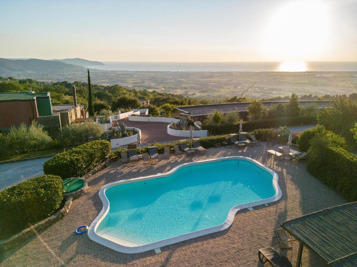 Borgo La Pietraia Hotel Paestum Luaran gambar